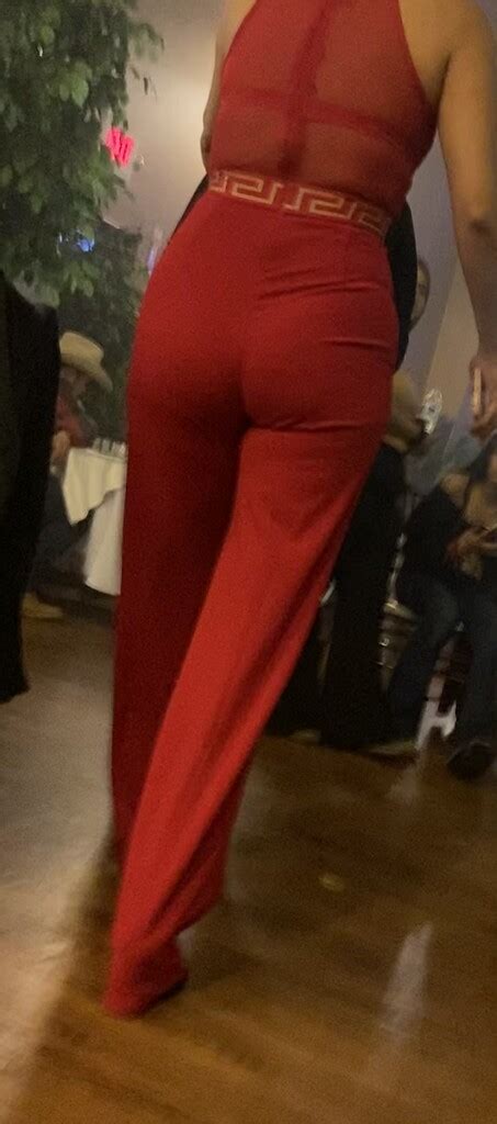 Latina Goddess In Jump Suit Spandex Leggings Yoga Pants Forum