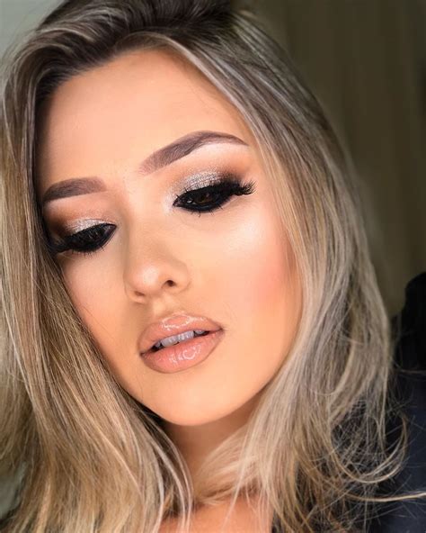 Makeup Nails Hair Makeup Diva Make Up Long Hair Styles Instagram