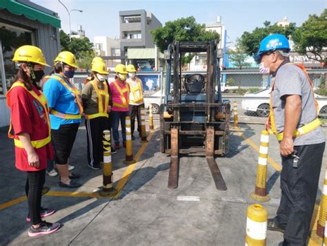 突破職業刻板印象 中市勞工局首辦堆高機操作女性專班 台灣華報