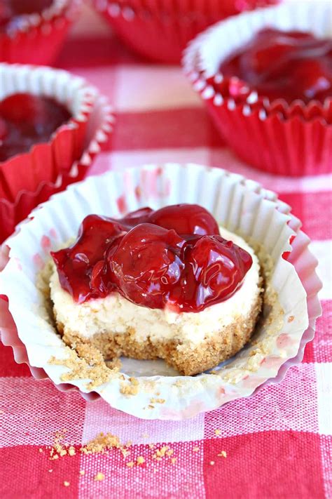 cheesecake cupcakes with nilla wafers