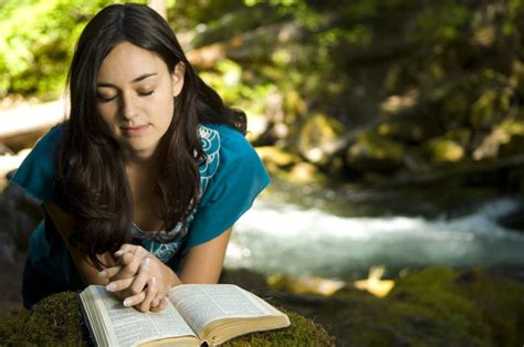 Estudios Bíblicos Mujeres de la Biblia Mujer de Vision