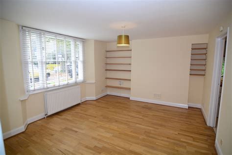 2 Bedroom Ground Floor Flat Let In London Se13