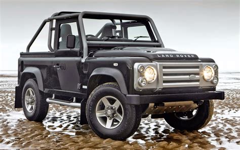 4wd Newz Land Rover Defender Svx Well It S Good For Driving Around On A Sunny Day