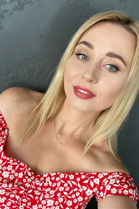 Charming Elena Y O From San Francisco With Blonde Hair ID LadaDate