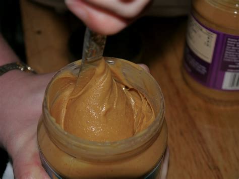 Giveaway Lady: Krema Peanut Butter Review + Giveaway!