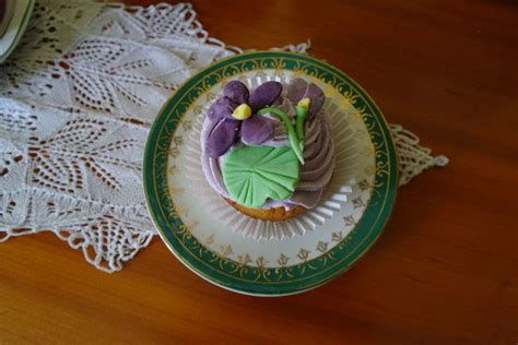 Cup Cakes A La Violette Sylgote Aux Fraises