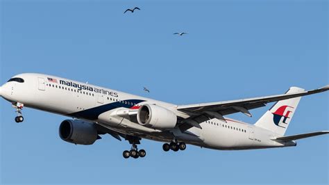 Malaysian Airlines Mh128 Makes Emergency Landing In Alice Springs The Weekly Times