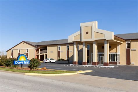 Days Inn by Wyndham Lawton | Lawton, OK Hotels