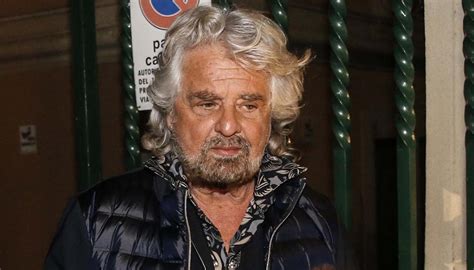 Beppe Grillo Ricoverato In Ospedale A Cecina Da Domenica Accertamenti