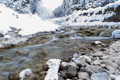 Fairmont Hot Springs, winter wonderland : r/pics