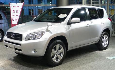 2005 Toyota RAV4 - Information and photos - MOMENTcar