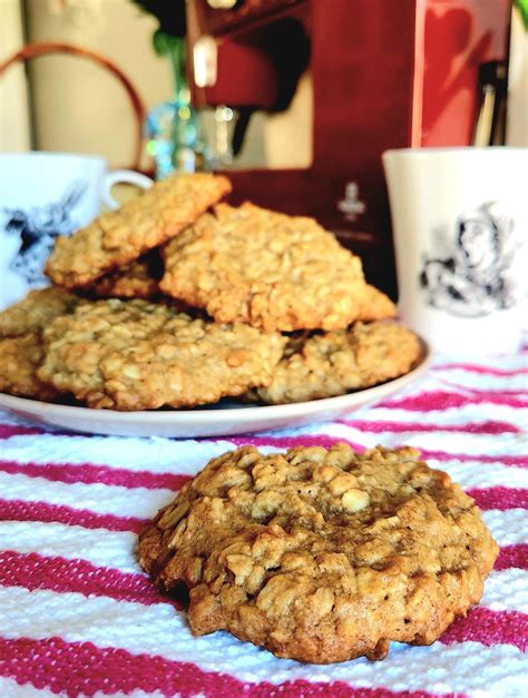 Soft And Chewy Banana Oatmeal Cookies The Only Cookies Ive