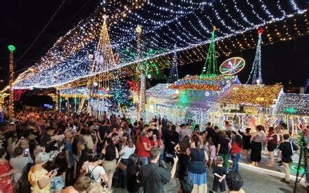 Casa mais iluminada do Brasil acende 870 mil lâmpadas para o Natal em