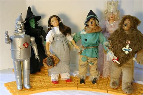 Wizard of Oz Dolls Set of 6 DorothyTotoWitchesTinManScarecrowLion ...