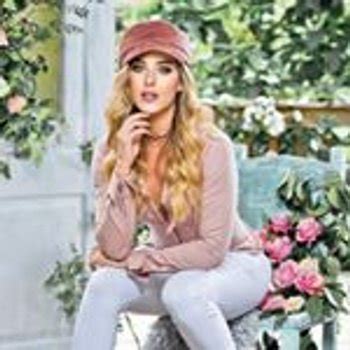 Sandra Valencia Babe Page Watch This Supermodel On FreeOnes