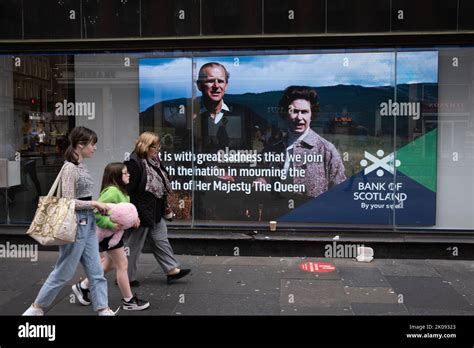 Glasgow Écosse 10 Septembre 2022 Un Affichage Numérique Dans La