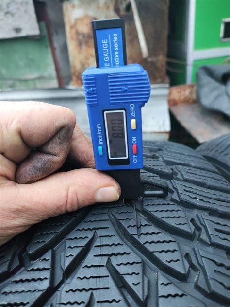Шини резина зима 225/60 R18 Nokian wr suv 4: 2 000 грн. - Автошини ...
