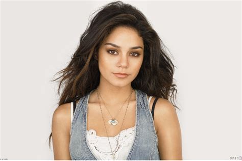 Vanessa Hudgens Attrice Biografia E Filmografia Ecodelcinema