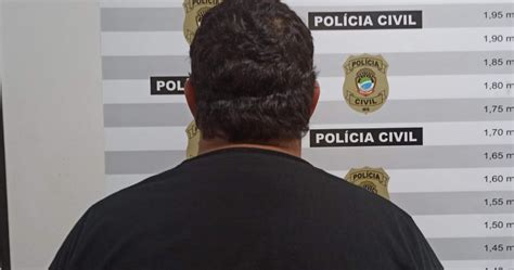 Suspeito De Matar Ex Namorada Se Entrega à Polícia E Fica Em Silêncio