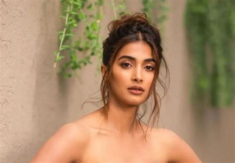 Who Is Pooja Hegde Boyfriend Now Is Pooja Hegde In A Relationship