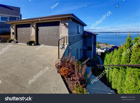 House Exterior Two Car Garage Driveway Stock Photo Edit Now