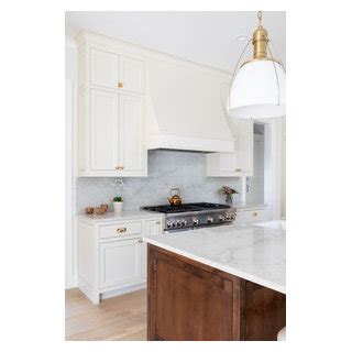 Traditional New Build Dallas Traditional Kitchen Dallas By Le