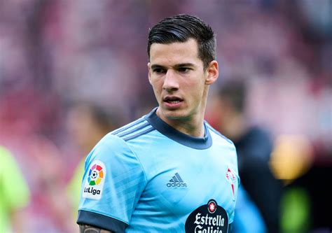 Santi Mina atacante do Celta de Vigo é condenado a quatro anos de