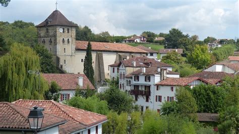 3 raisons dinvestir en immobilier dans les Pyrénées France Immo