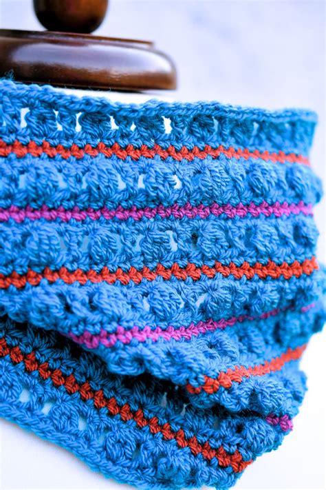 Free Crochet Cowl Pattern In Dk Make It Crochet