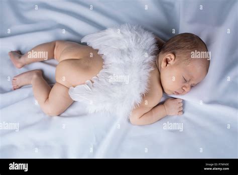 Angel, baby sleeping Stock Photo - Alamy