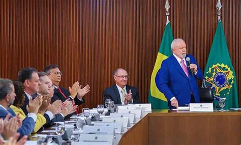 Lula A Reuni N Con Comandantes De Las Tres Fuerzas En Brasil List N