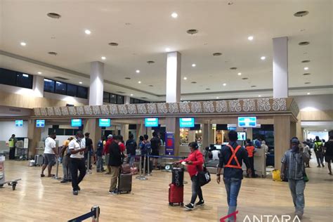 Trafik Penumpang Di Bandara Sentani Selama Februari Naik Persen