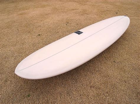 波情報 湘南 絶妙ティントカラーのMML お客様インプレツイン時 サーフボードクオリティーハードコア Quality Hardcore Distributions