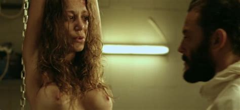 Naked Sara Gómez in Omnívoros