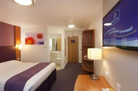 Premier Inn London County Hall - Compare Deals