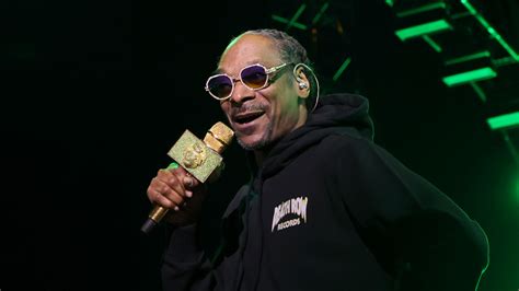 Snoop Dogg Brings Death Row Records Catalog Back To Streaming Sort