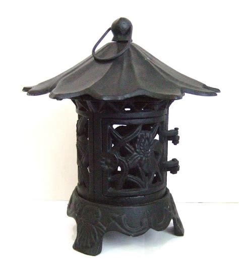 Vintage Cast Iron Black Japanese Pagoda Lilly Pad Lotus Flower Garden