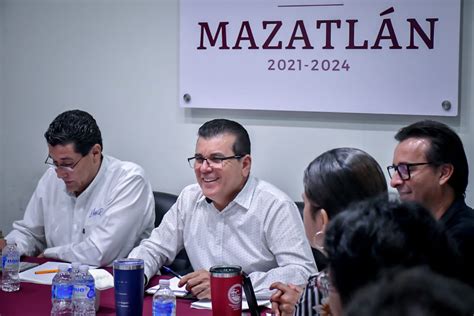 Encabeza alcalde de Mazatlán mesa de trabajo para conformar el Comité