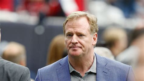 Nfl Commissioner Roger Goodell Signs Five Year Deal Nfl News Sky Sports