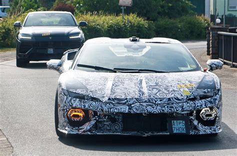 Take A Closer Look At The Lamborghini Huracan S Replacement New