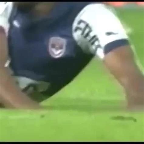 Vídeos porno gay de futbol gratis 2025 xHamster