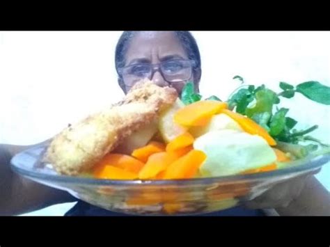 Mukbang Brasil Comendo Peixe Frito Salada De Legumes Salada De Agri O