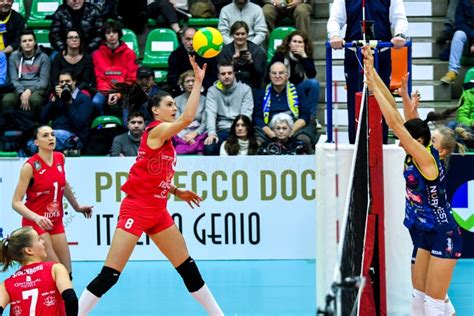 Liga De Campeones De Voleibol Mujeres Imoco Volley Conegliano Vs C S M