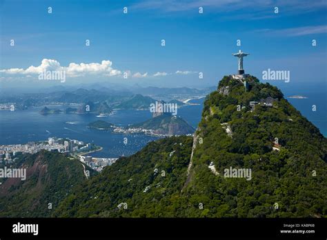 Dem Erlöser Christus Statue auf dem Corcovado und Zuckerhut Rio de