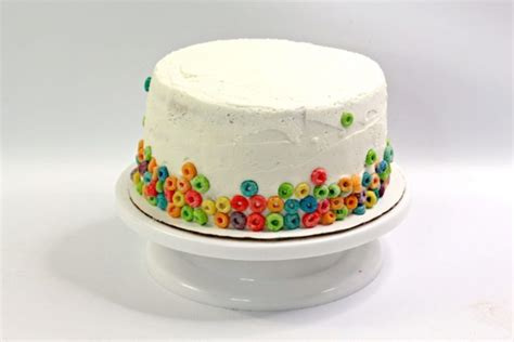 Froot Loops Cake Mamahearted