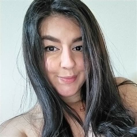 Daniela Profesora Latina Te Enseño Español Desde El Inicio