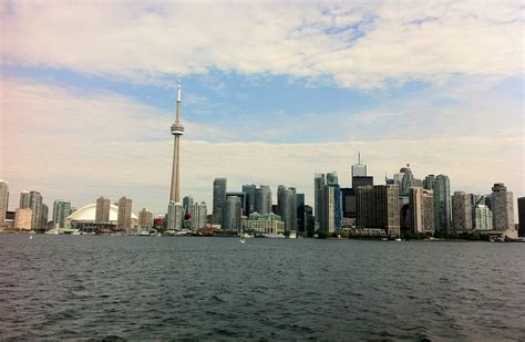 A view of the Toronto skyline from the ferry to Centre Island