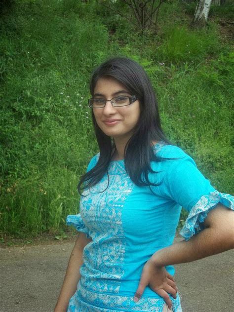 Pakistani Desi Hot Womens Beautiful Photos Beautiful Desi Sexy Girls