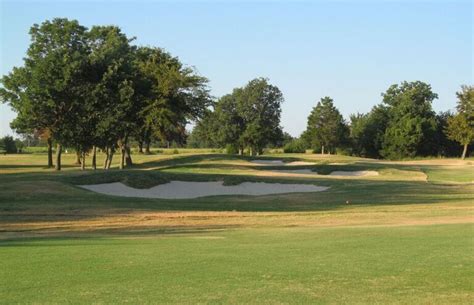 Book Online at Arrowhead Golf Course - Canadian, - Golf Course | CHRONOGOLF