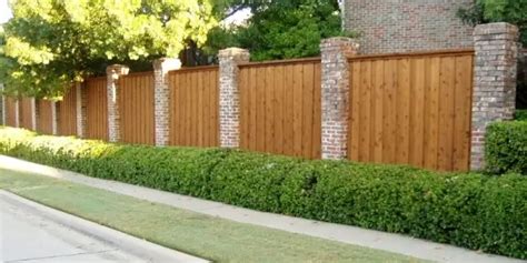 22 Easy And Unique Diy Wooden Fence Designs Talkdecor